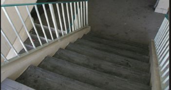 Students Caught Having S*x At Staircase Couple .... AT Jalan Bukit Merah HDB staircase 2