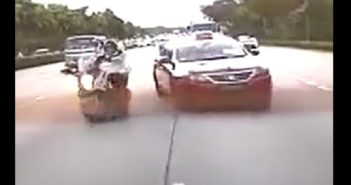 TAXI LOSES CONTROL AFTER HITTING MOTORCYCLE! accident1